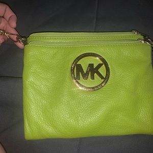 GREEN MICHAEL KORS CROSSBODY